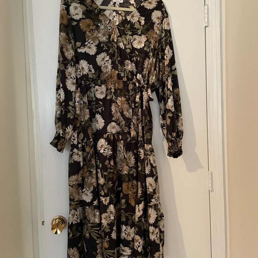 NWOT Black Floral Dress L